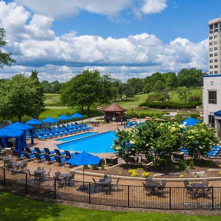 Hilton Chicago Oak Brook Hills Resort y Centro de Conferencias Exterior foto