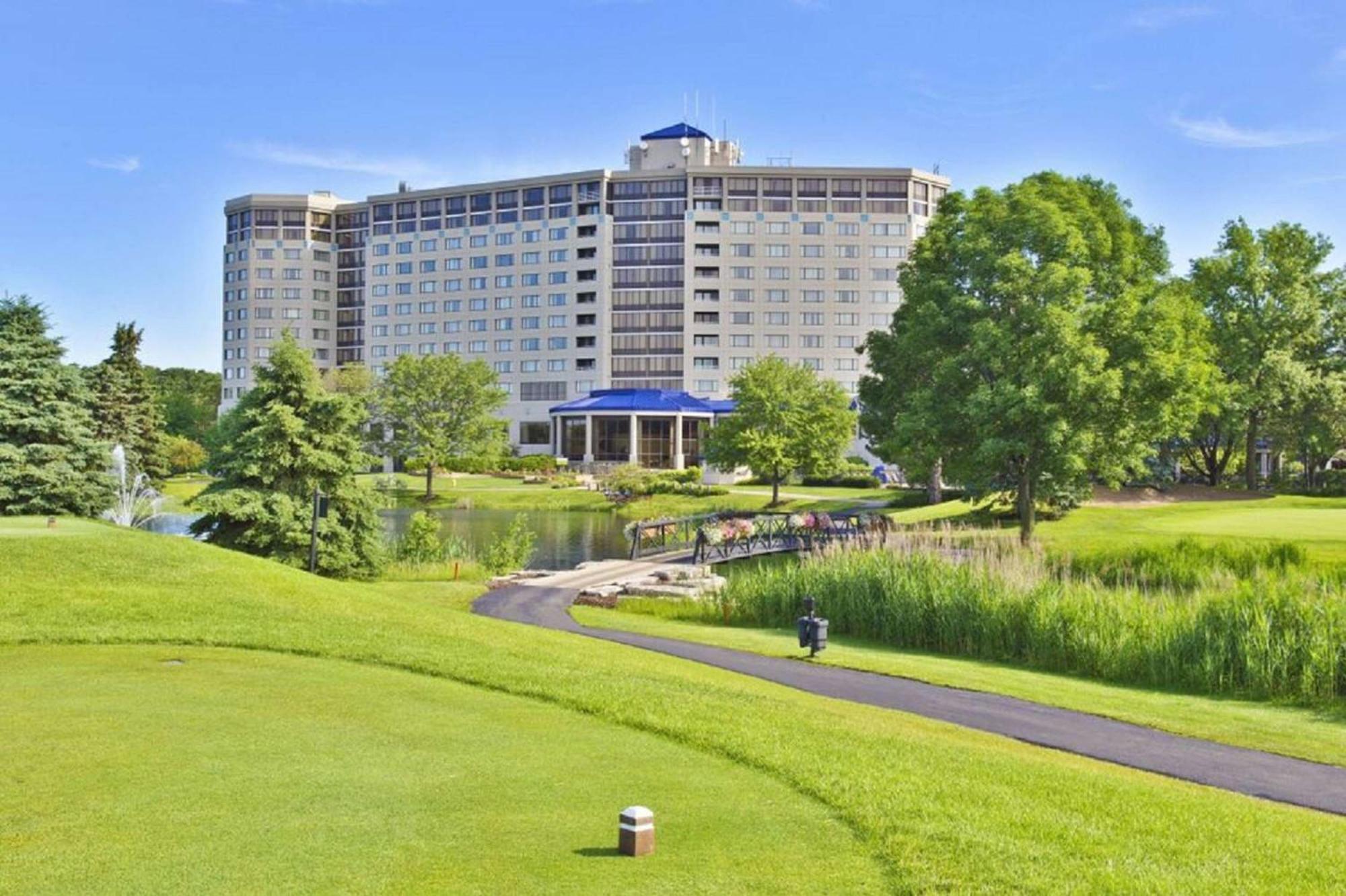 Hilton Chicago Oak Brook Hills Resort y Centro de Conferencias Exterior foto